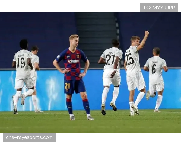 拜仁打破单赛季进球纪录背后的进攻体系分析